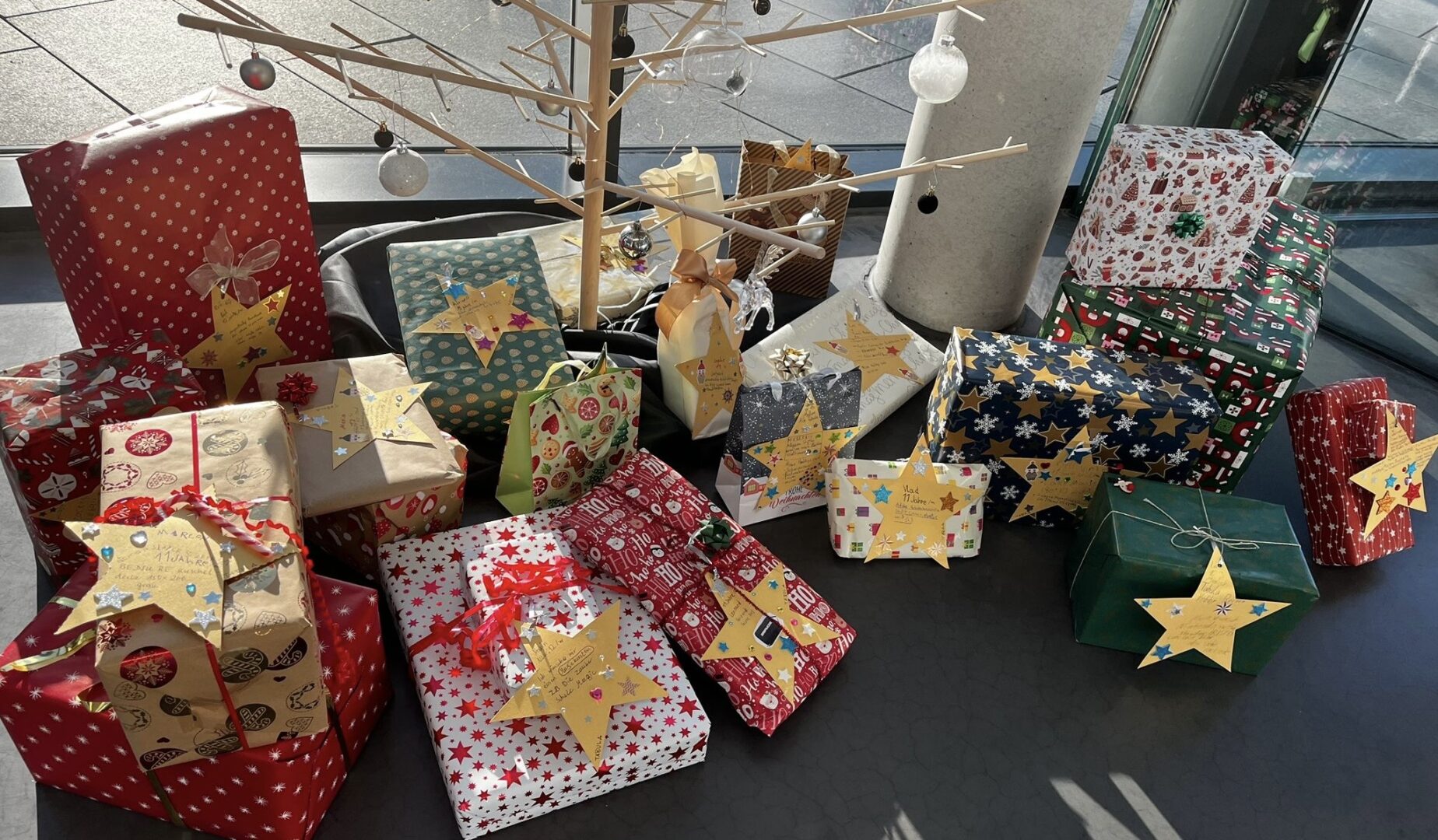 a865ae8e-b3e5-4af1-a276-e99549825e18 2